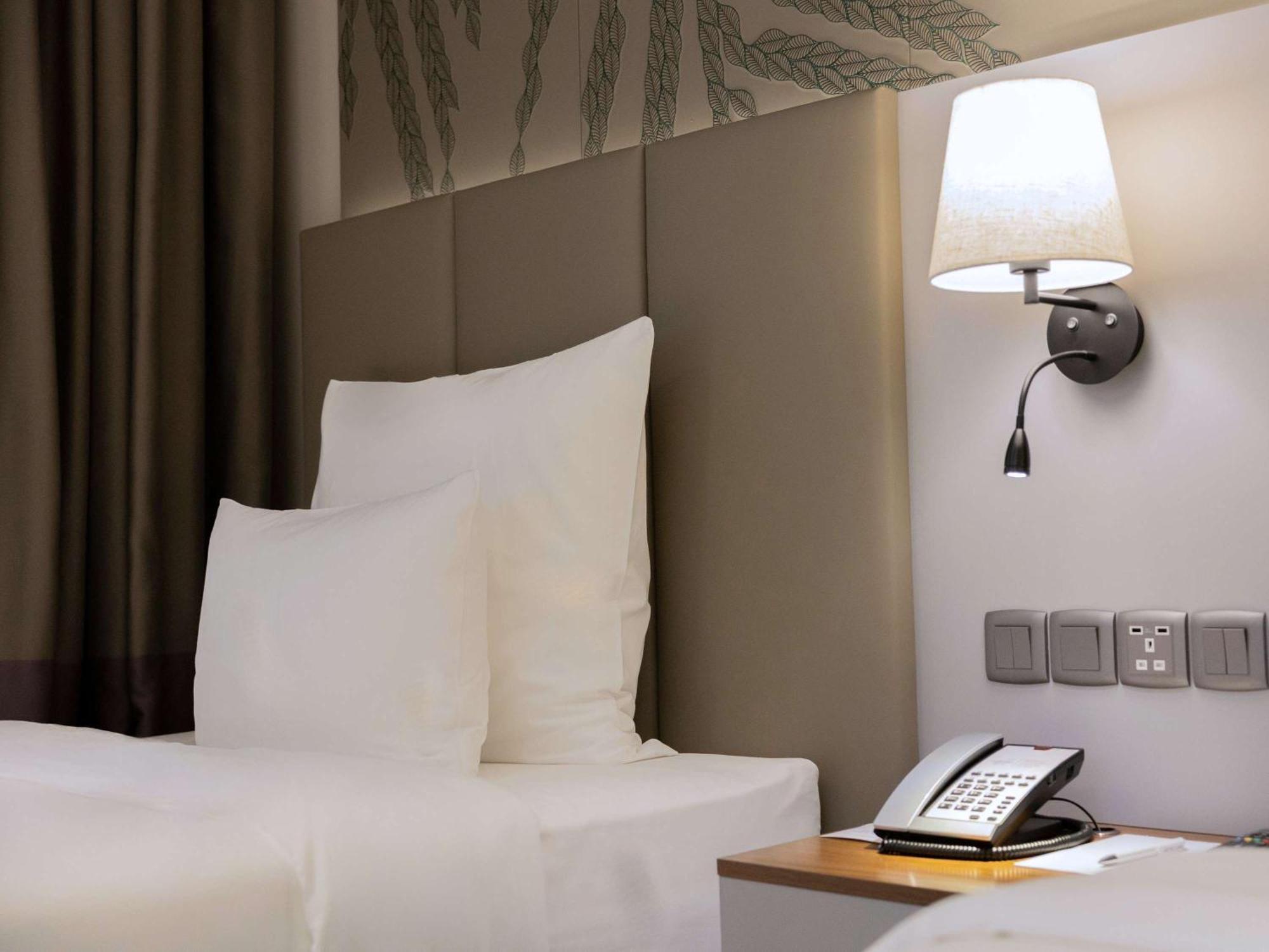 Mercure Riyadh Al Anoud Exterior foto